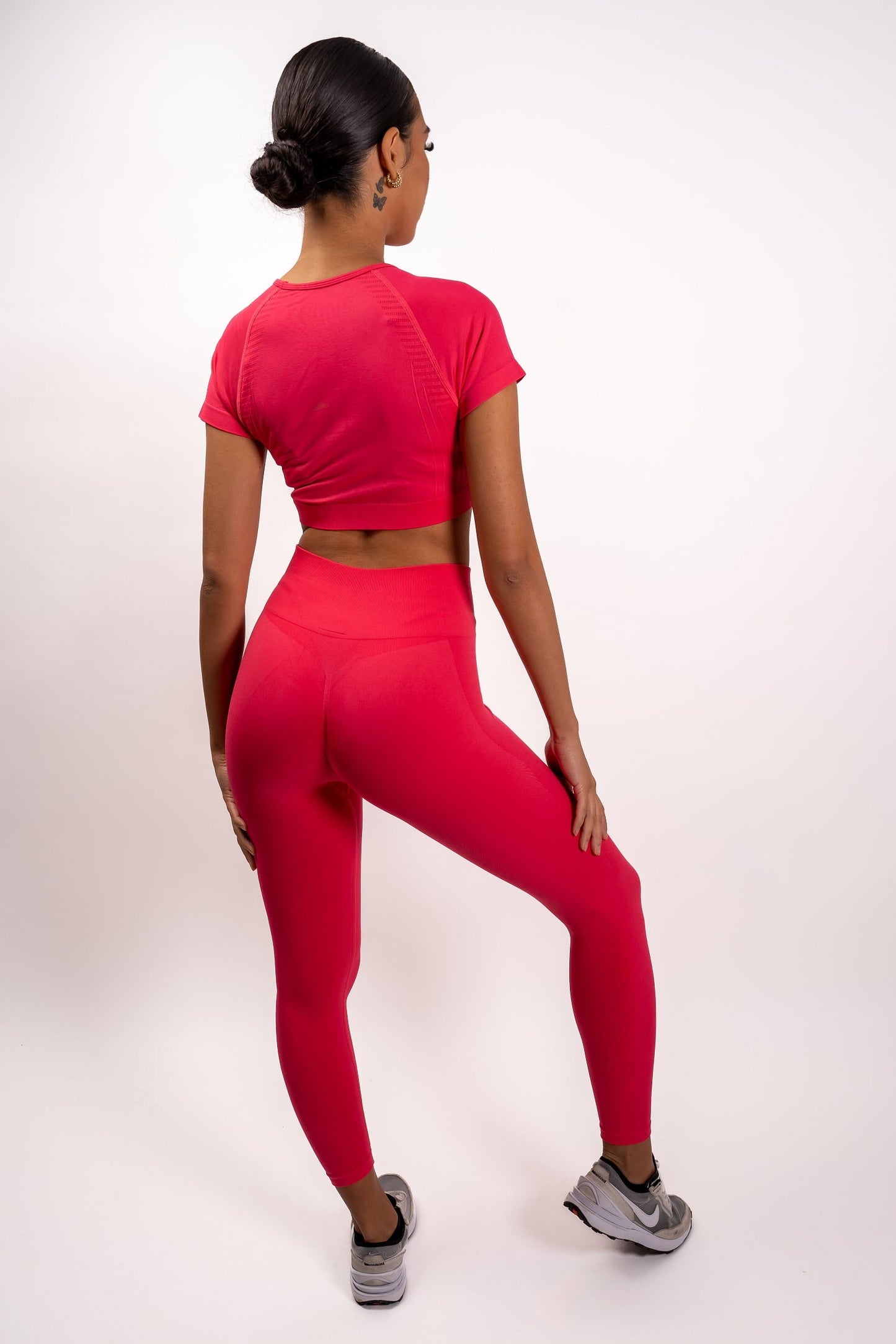 Signature Seamless Crop Top - Hot Pink