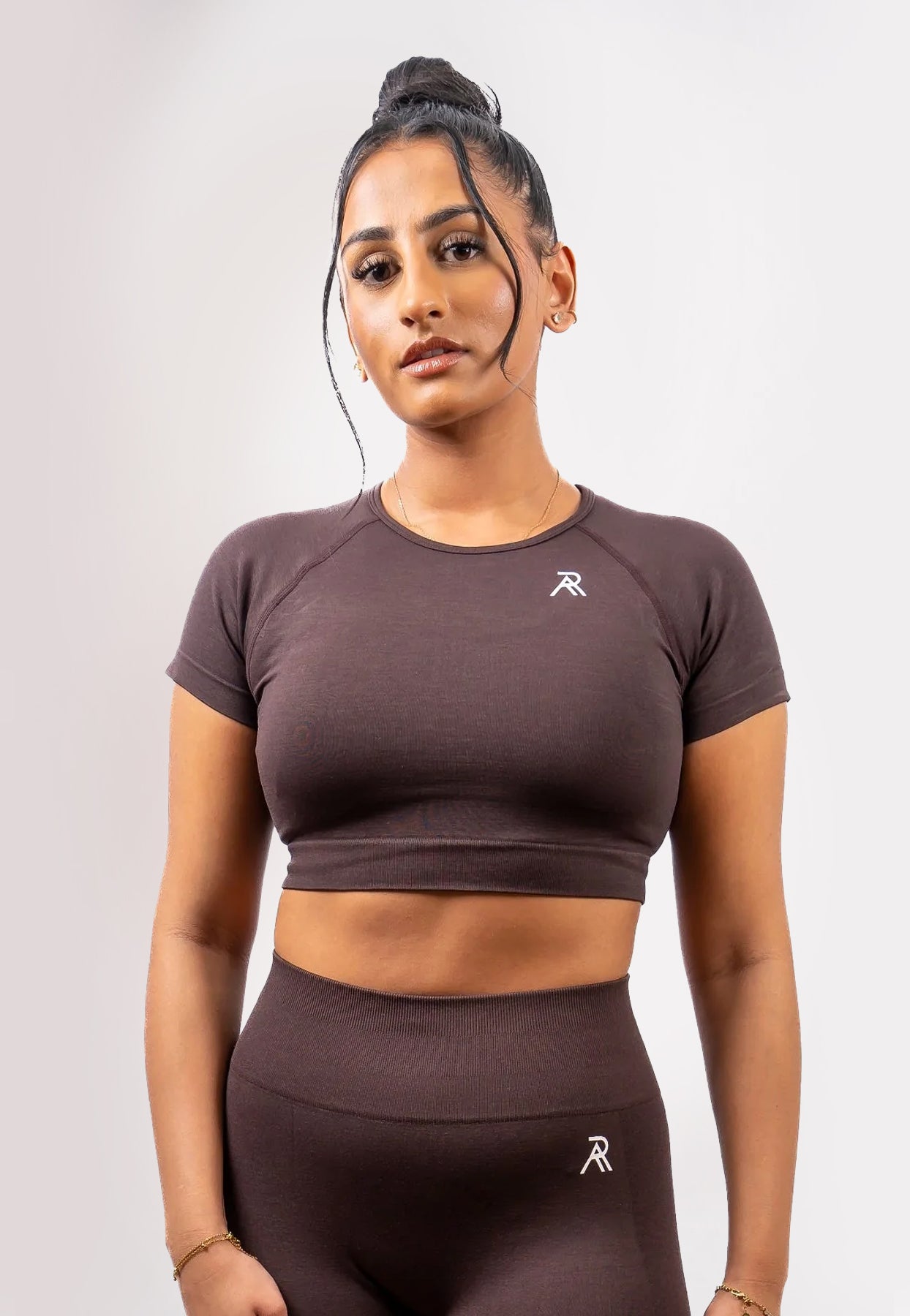 Signature Seamless Crop Top - Chocolate Brown